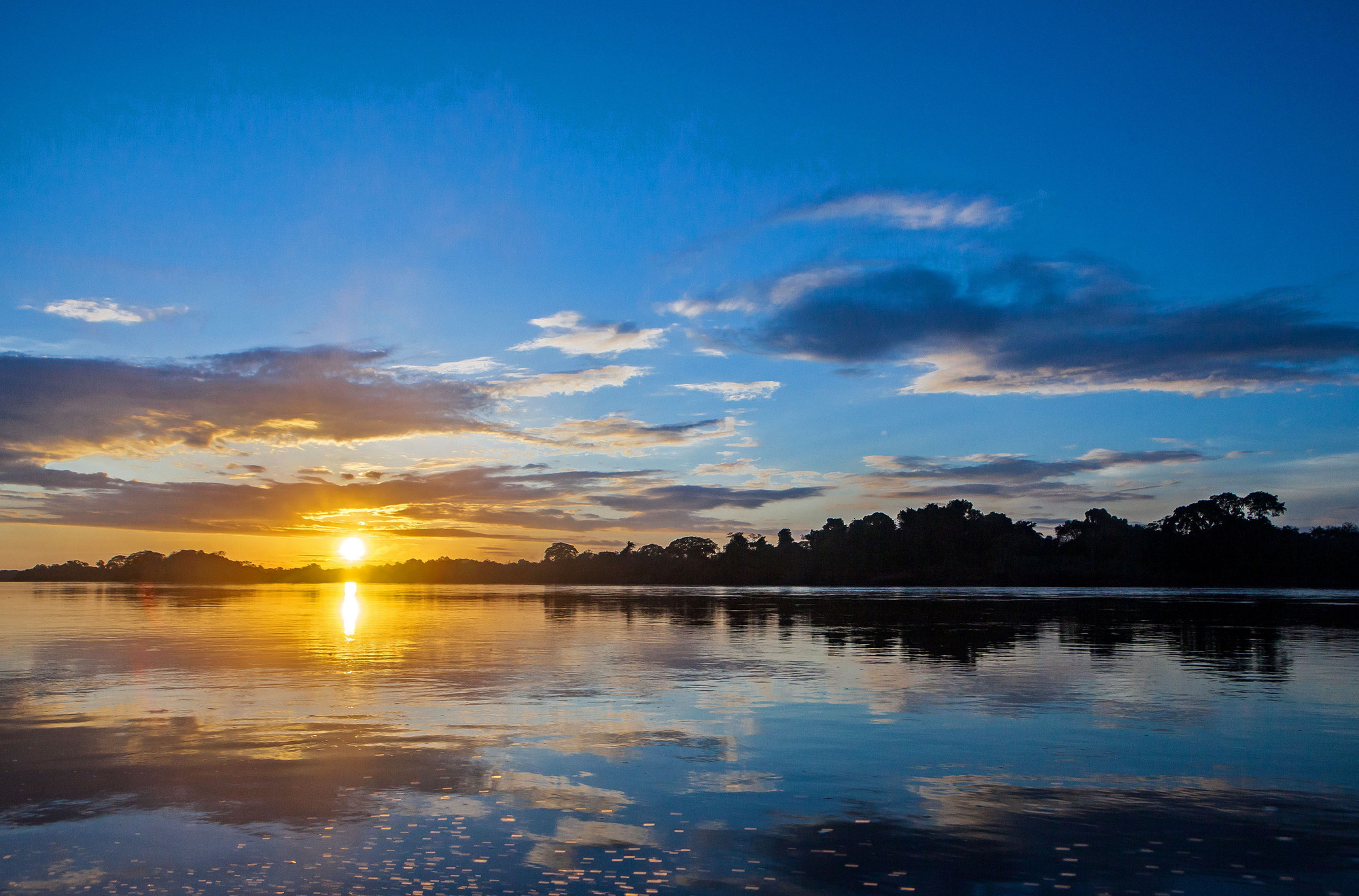 Nascer do sol no rio Iriri (PA) @Lilo Clareto / ISA