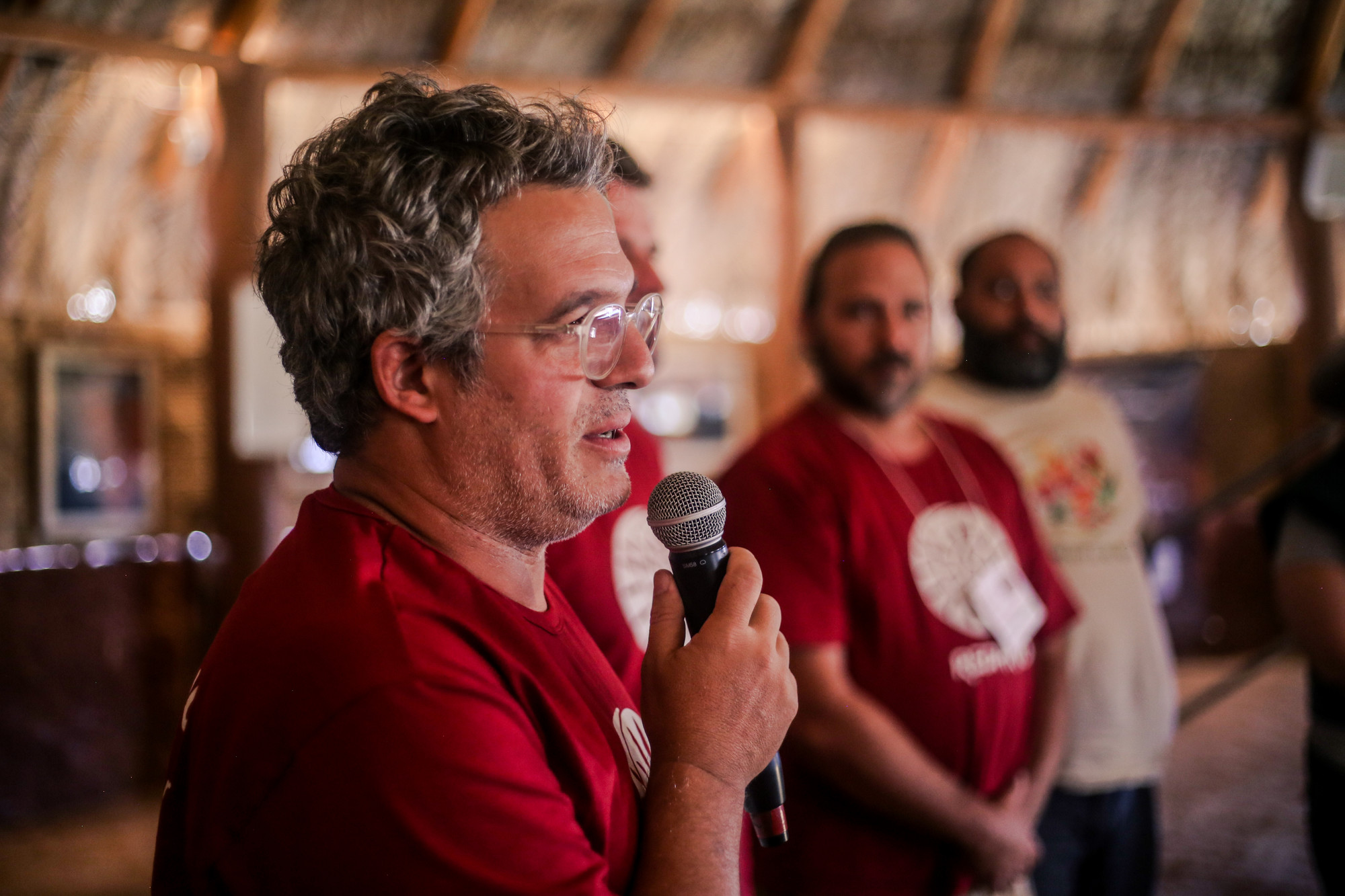 Rodrigo Junqueira, secretário executivo do Instituto Socioambiental (ISA), apresenta a atual equipe do Redário|Webert da Cruz Elias/Redário/ISA