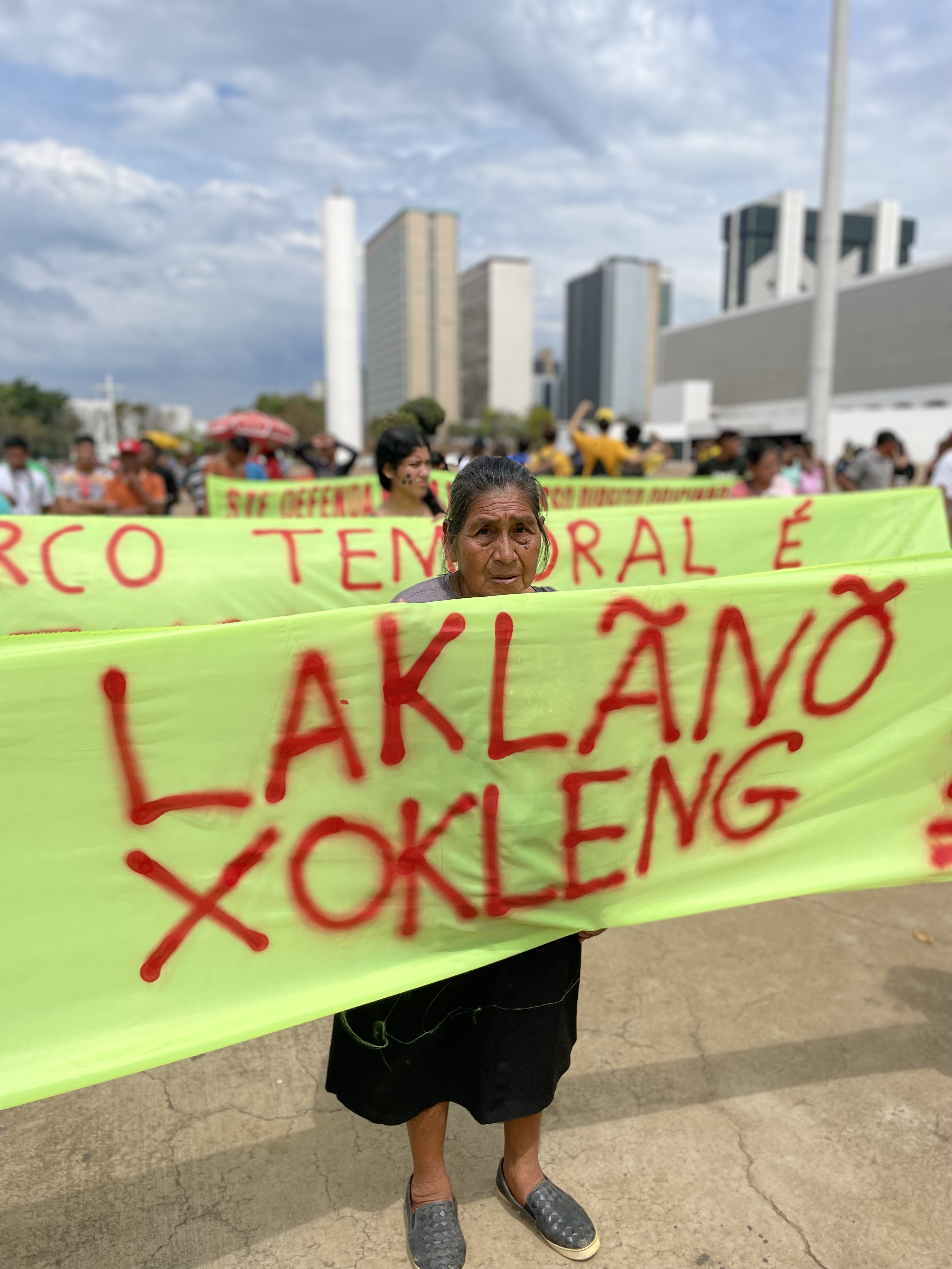 Indígenas do povo Xokleng, de Santa Catarina, marcaram presença no Ato em Brasília|Ester César/ISA