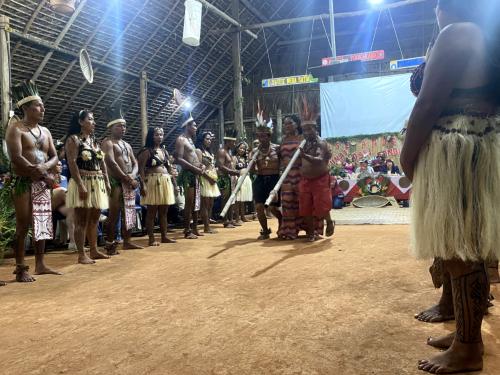 Cerimônia contou com danças tradicionais e a presença de familiares dos novos coordenadores