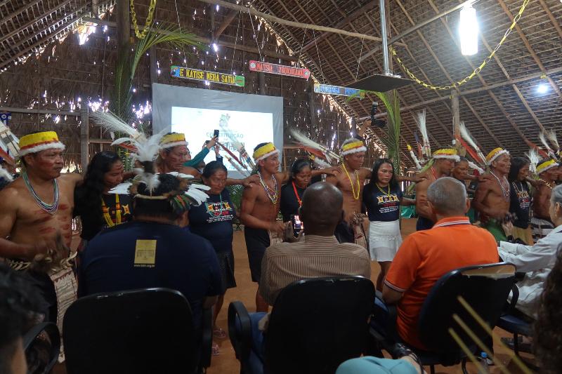 Povo Tuyuka recepciona delegação do Judiciário na Maloca da Foirn