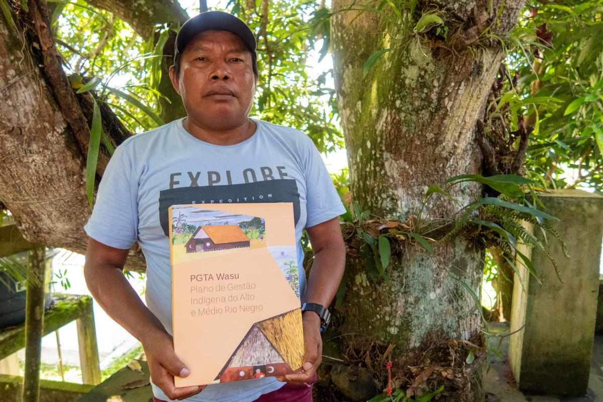 Coordenador do Plano de Gestão Territorial e Ambiental (PGTA) em debates sobre gestão territorial e ambiental dos povos do Rio Negro