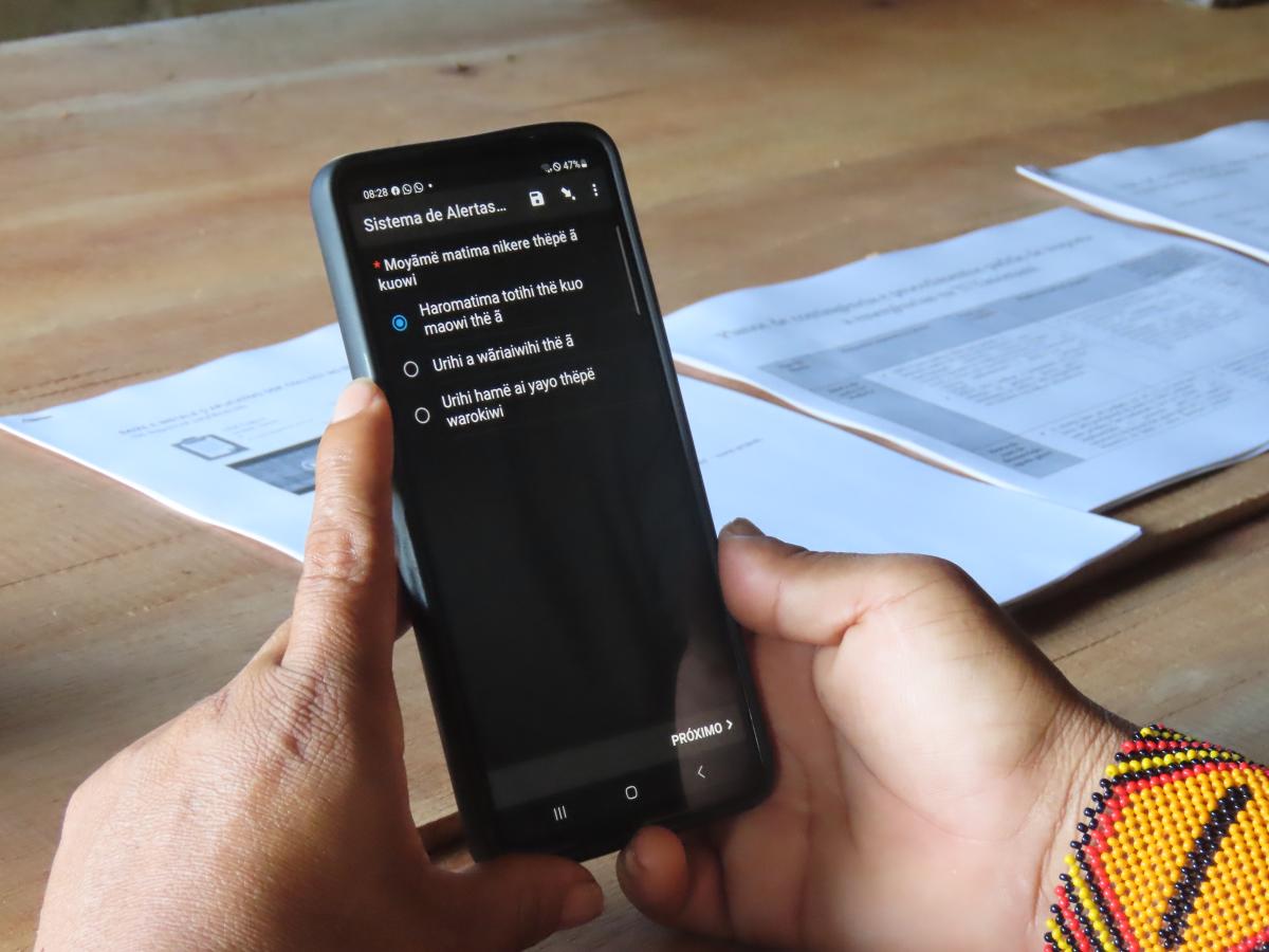 Sistema permite emitir alertas de ameaças pelo celular em língua indígena