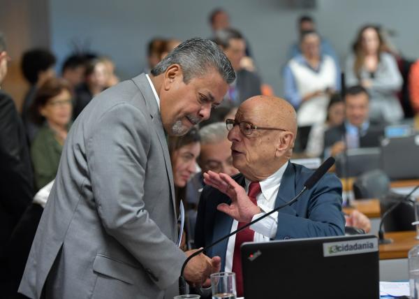 (E-D) O autor e o relator a PEC 48, respectivamente, Dr. Hiran e Esperidião Amin | Geraldo Magela / Agência Senado