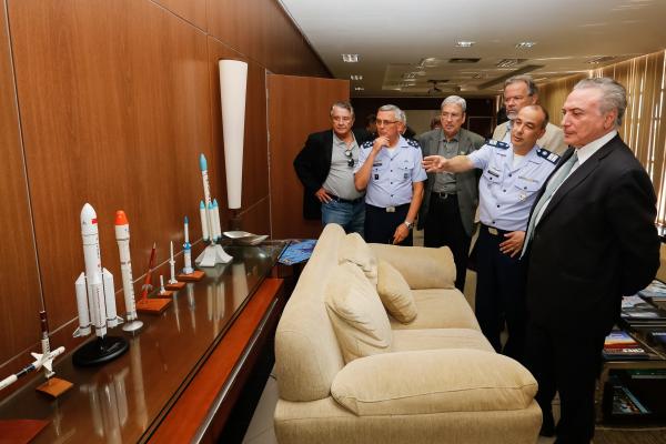 Em 2017, o governo tinha intenção de firmar Acordo de Salvaguardas Tecnológicas com os EUA para realizar lançamentos na base espacial. O então Presidente Michel Temer visita do CLA | Marcos Corrêa / PR